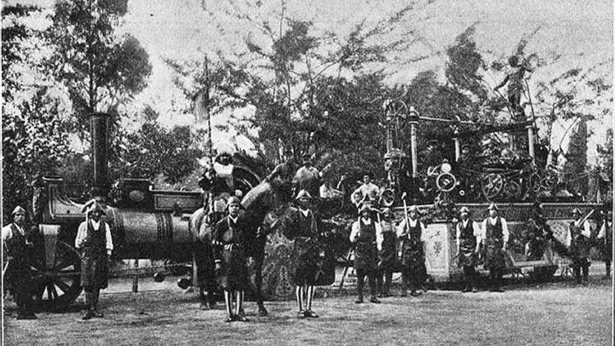 La 'procesión' industrial con la que Sevilla celebró en 1900 la llegada del nuevo siglo