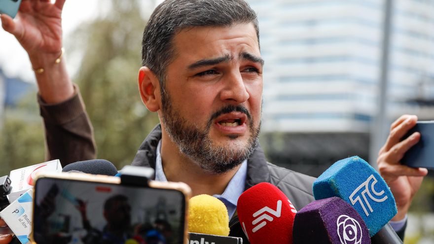 El alcalde de Guayaquil dice que el grillete electrónico es un "símbolo de persecución"