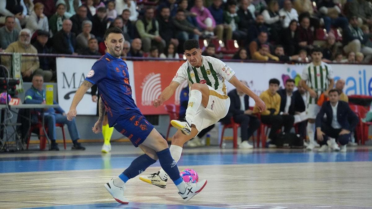 Lance del duelo entre Córdoba Futsal y Jaén FS