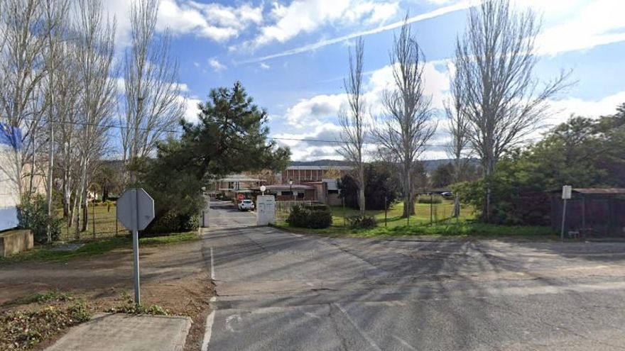 Un incendio obliga a desalojar a 82 residentes del Centro Sociosanitario de Plasencia