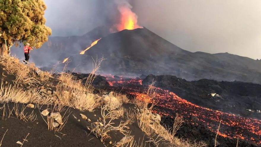 La sismicidad trazaba de forma clara dos intrusiones de magma en la erupción de La Palma