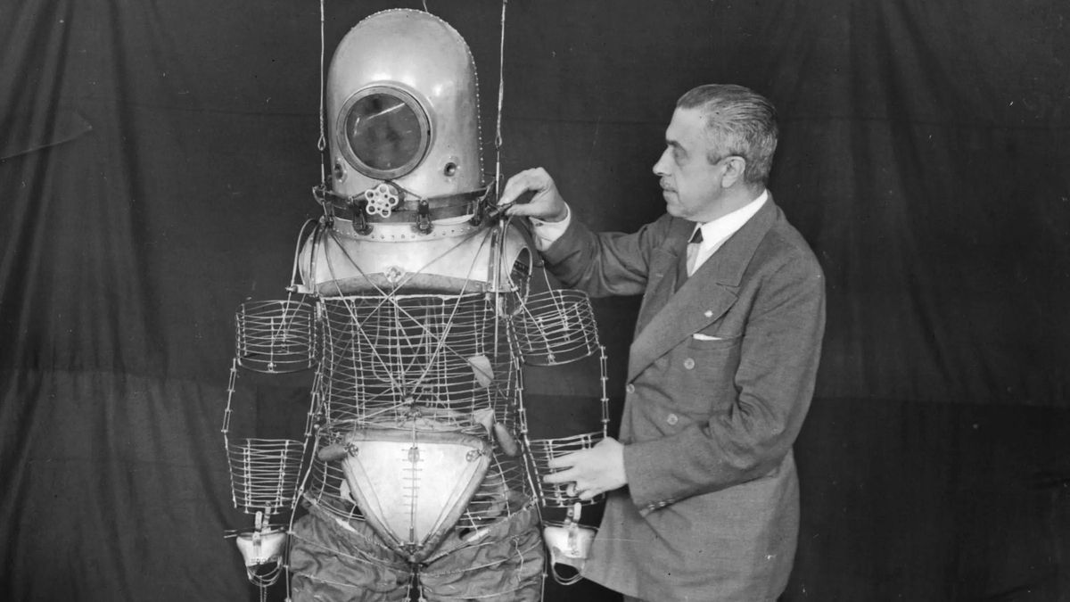 La Agencia Espacial Española recupera la memoria del científico andaluz Emilio Herrera, precursor del traje aeroespacial