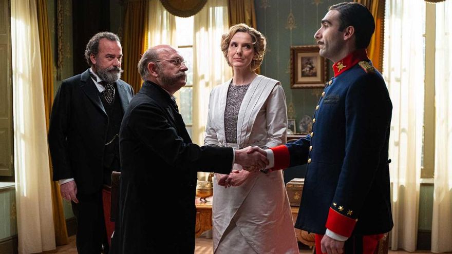 Una boda pospuesta, deslices amorosos y un asesinato al descubierto: el adelanto semanal de 'La Promesa' en TVE