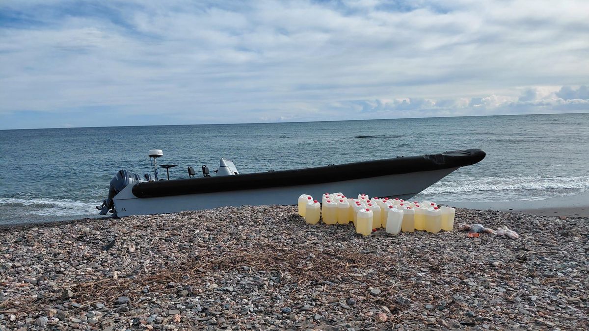 La presencia de narcolanchas pone en alerta al Levante almeriense: "El problema es la sensación de impunidad"