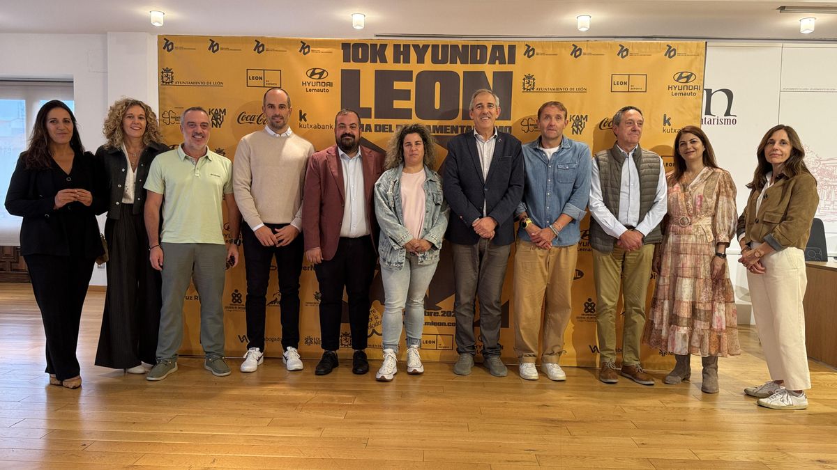 Presentación de la prueba de los 10 KM de León en el Ayuntamiento de la capital.