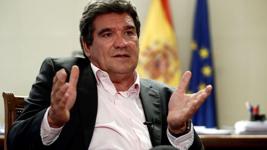 Escrivá admite que en Arguineguín "la situación era infinitamente mejorable"