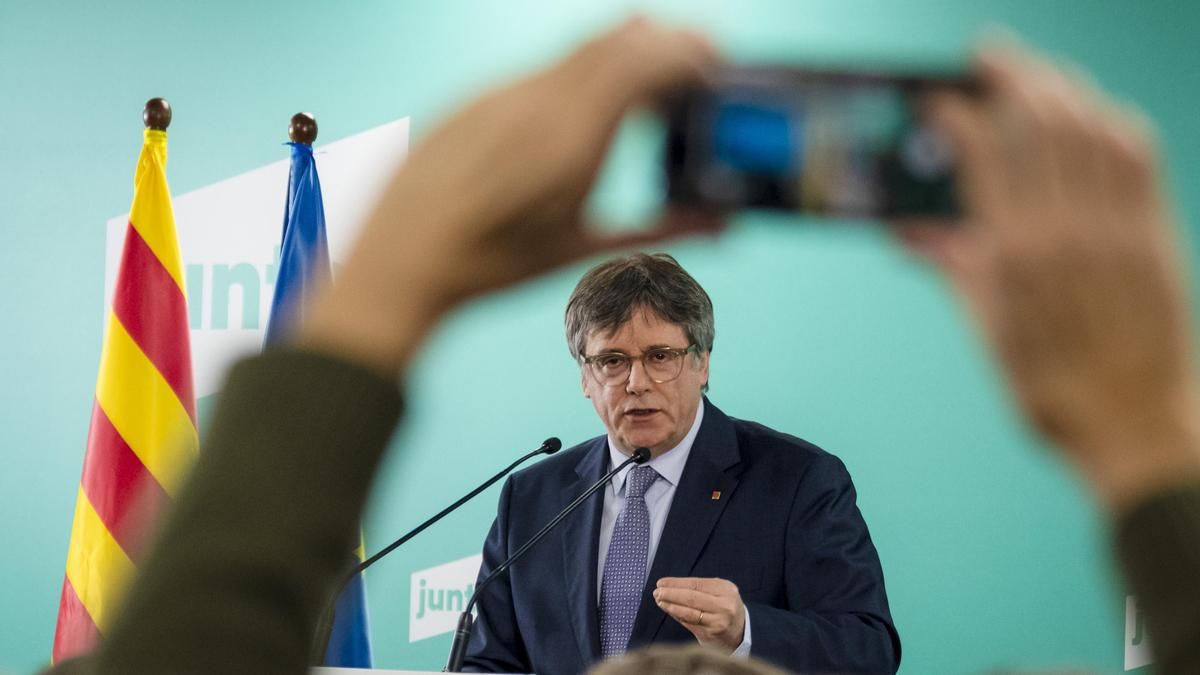 El juez Llarena rechaza amnistiar a Puigdemont hasta que el Constitucional evalúe el caso