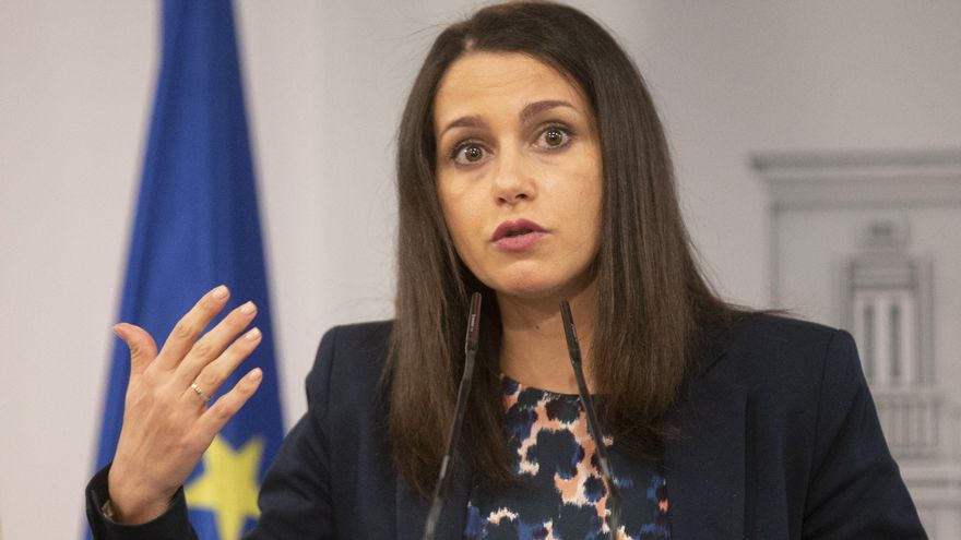 Arrimadas marca más distancias con el PP y apoyará la comisión de investigación sobre el espionaje a Bárcenas