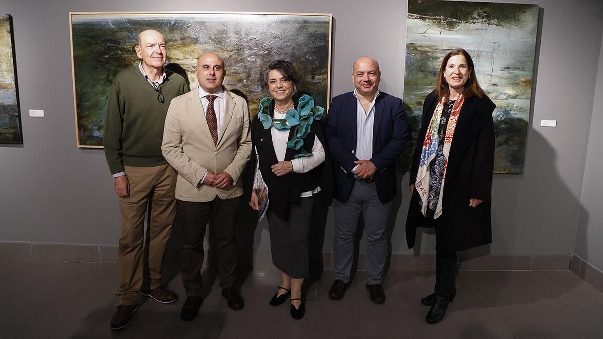 La Fundación Cajasol inaugura la exposición “Humedales. El reino de las libélulas” de Julia Hidalgo