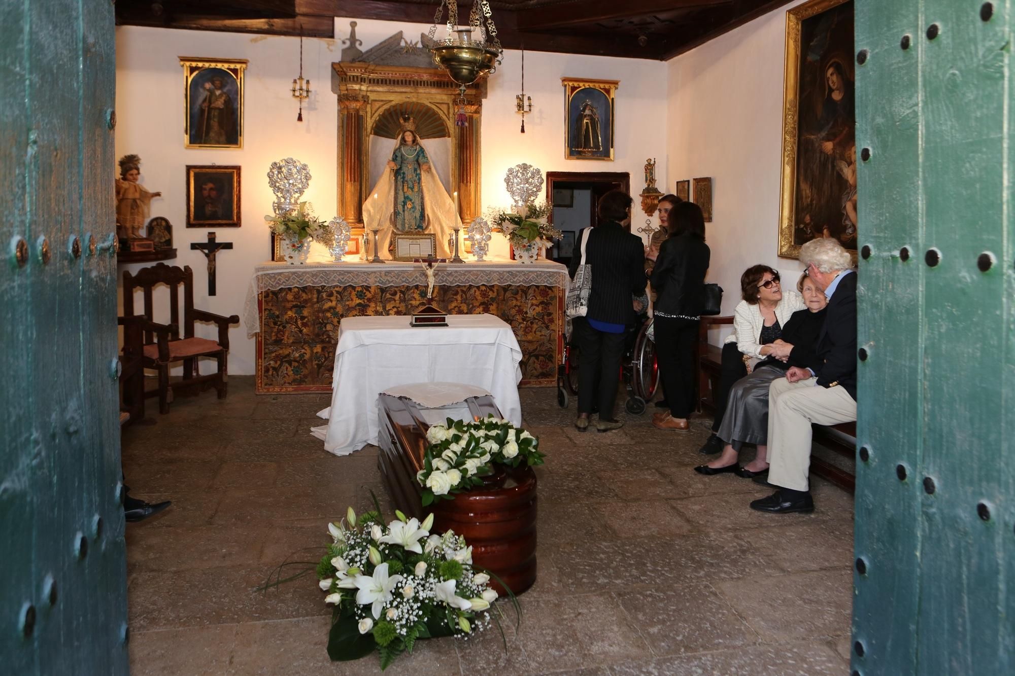 Velatorio de Antonio Bethencourt Massieu