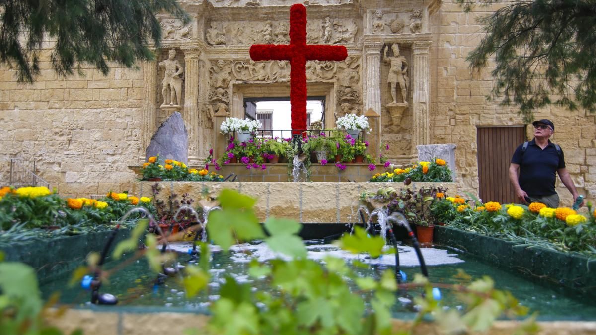 Cruces de Mayo 2026 - AA.VV. La Medina