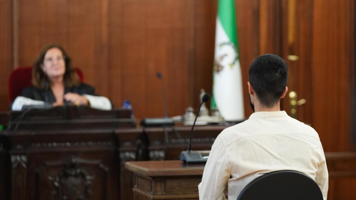La Audiencia de Sevilla concluye que Ana Buza murió al salir disparada "de manera accidental" del vehículo de su pareja