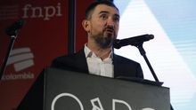 Ignacio Escolar, durante su discurso tras recibir el Premio Gabriel García Márquez 2018 a la Excelencia