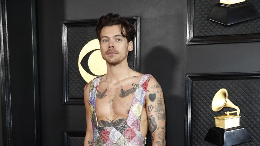 Harry Styles cuenta la sorprendente historia detrás de su aparición en el anuncio del nuevo Papa