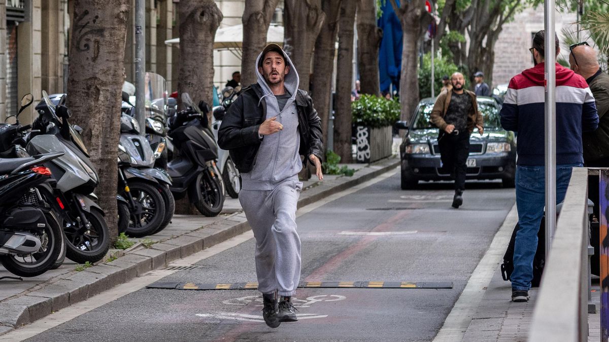 Enric Auquer, en una escena de 'Ravalear'