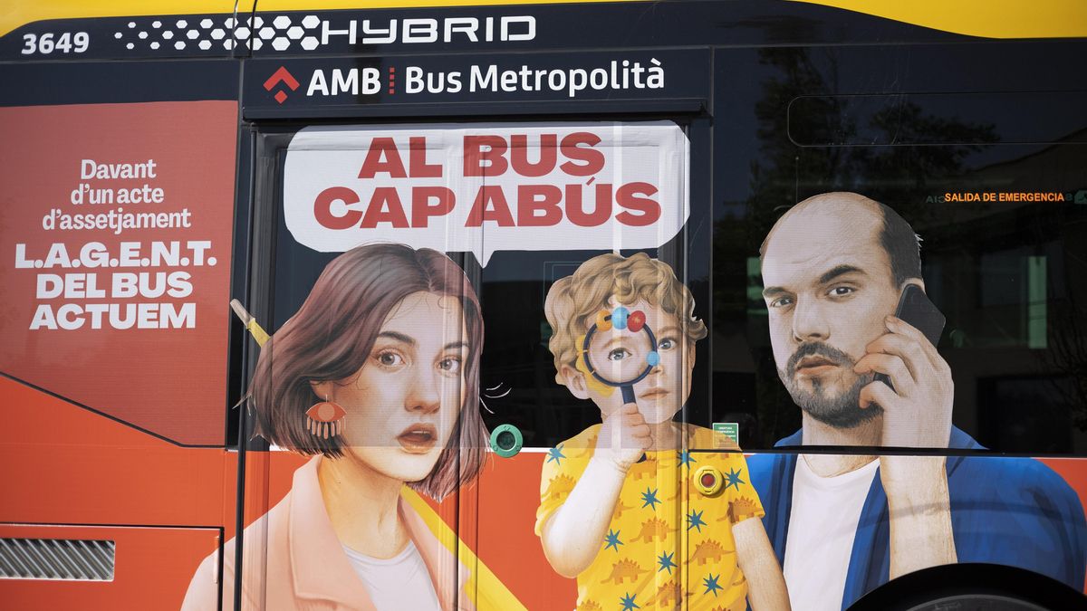 Imagen de la campaña 'Al bus, cap abús' para prevenir violencia en los autobuses del AMB