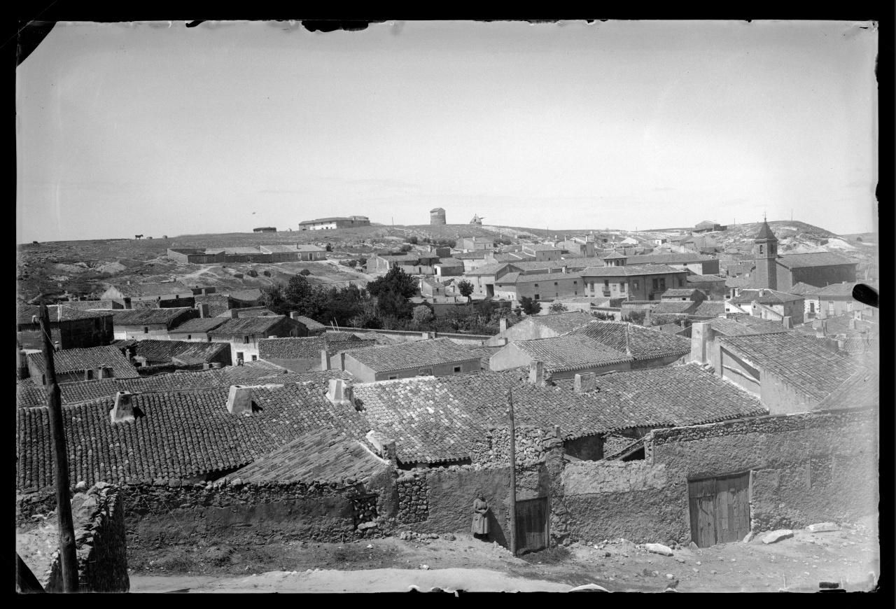 Pétrola (Albacete). 1944. Fondo Luis Escobar. AHP Toledo.