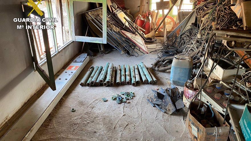 Detonados 22 cohetes granífugos encontrados en un almacén municipal en Fuerteventura