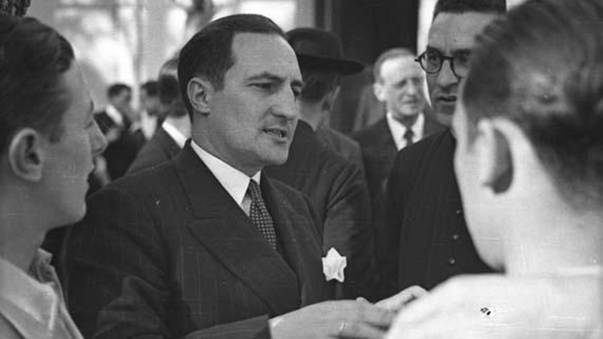 El lehendakari Aguirre en el exilio francés en abril de 1939.