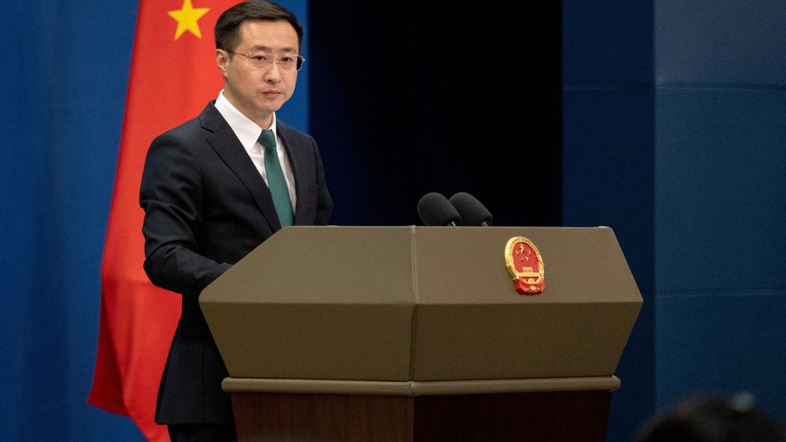 Pekín niega la implicación organizada de chinos en Ucrania y defiende su neutralidad