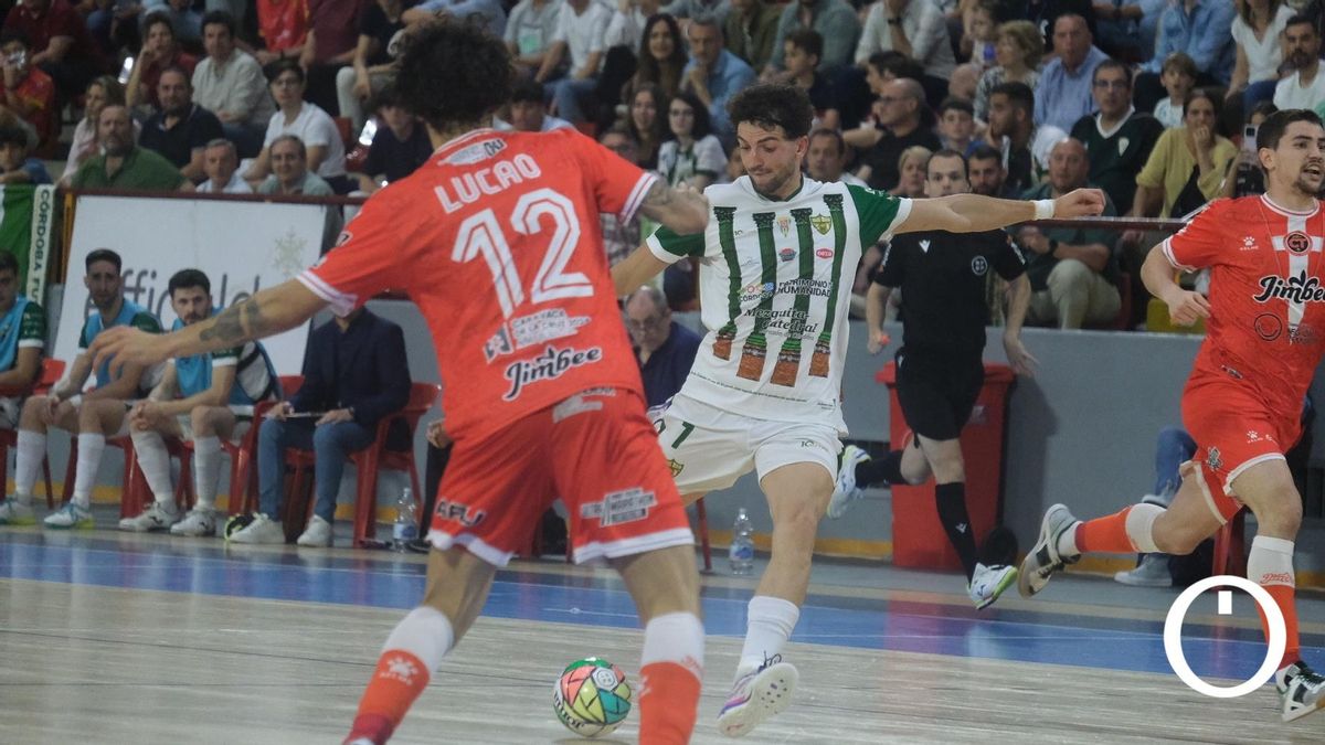 Zequi durante un partido entre el Córdoba Patrimonio y Jimbee Cartagena