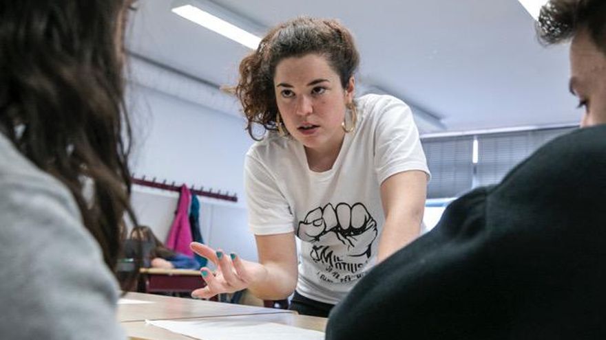 Bittah (Alba Martínez), integrante de Tribade, en un instituto