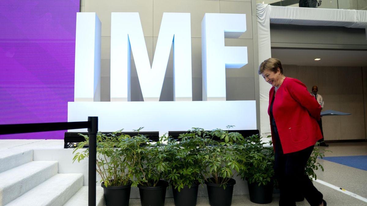 El FMI toma nota de la nueva IA de Anthropic y alerta de que se disparan los riesgos de inestabilidad financiera