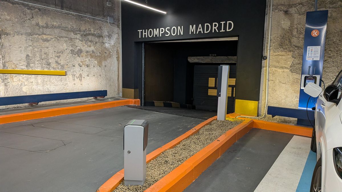Túnel de conexión directa con el hotel desde el aparcamiento público de la plaza del Carmen