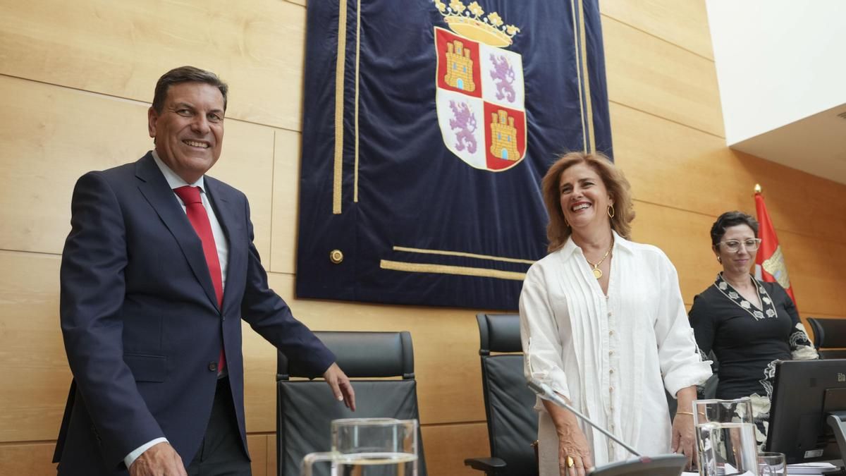 Castilla y León promete seguir bajando impuestos y reitera una financiación autonómica pactada