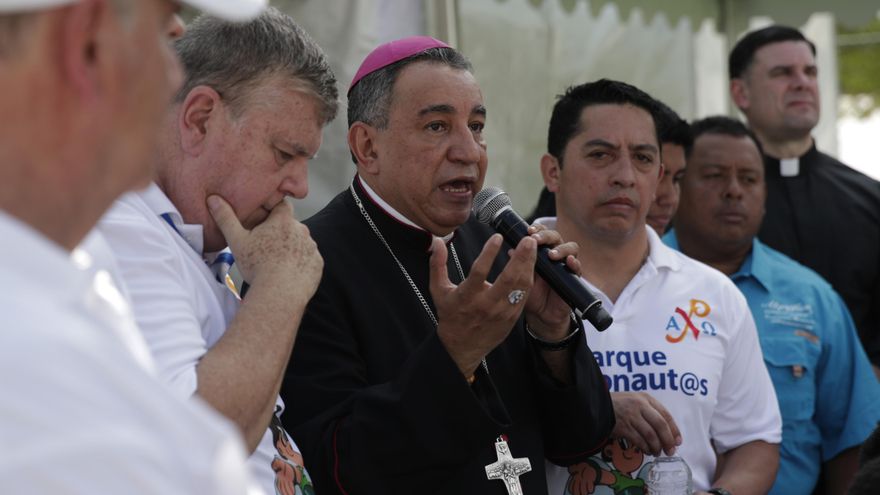 El arzobispo de Panamá aboga por tender la mano a los migrantes y atacar la trata de personas
