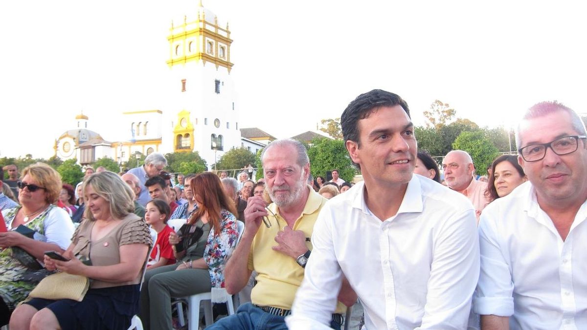 Pedro Sánchez, durante el cierre de campaña en Sevilla