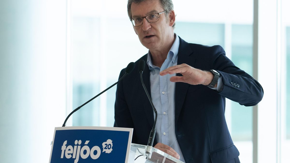 El presidente de la Xunta y candidato a la reelección, Alberto Núñez Feijóo, en un mitin en Vigo, horas antes del inicio de la campaña electoral para los comicios del 12 de julio de 2020.