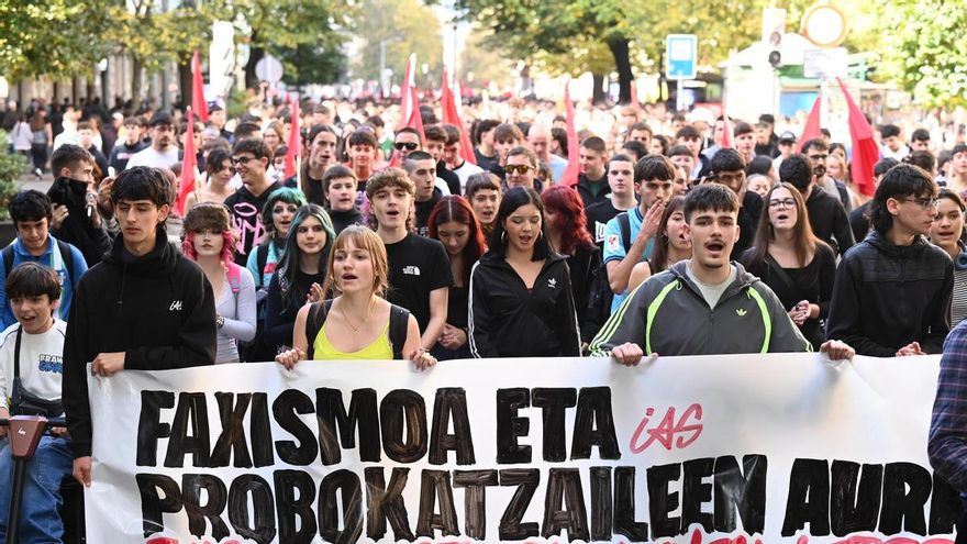La Universidad de Deusto suspende las clases en Bilbao por el acto de Vito Quiles y contramanifestaciones antifascistas