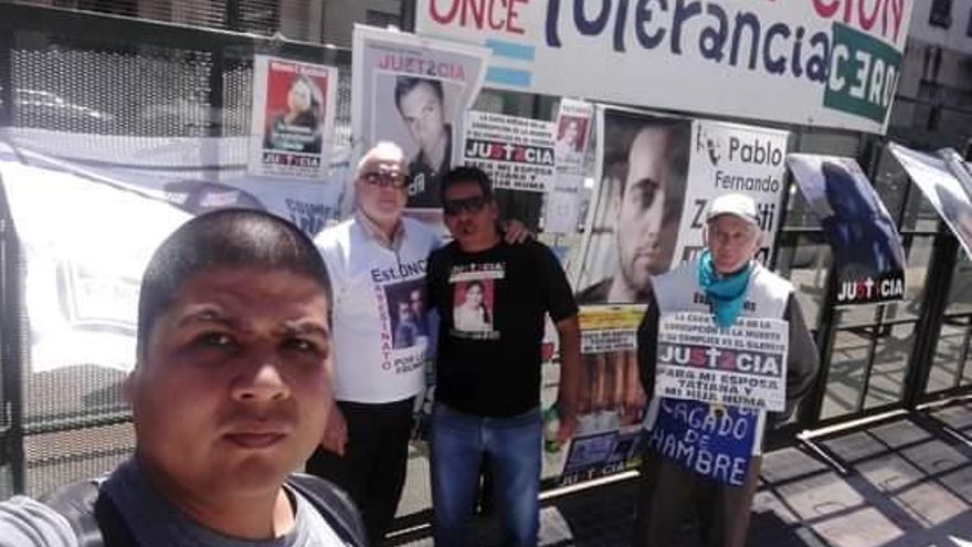 A diez años de la Tragedia de Once, el sobreviviente que fue la imagen del horror: "Le pedía a Dios que me rescataran o que me llevara"