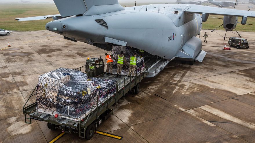 La vacuna Pfizer llega a Gibraltar a pesar de 'Filomena' y el Gobierno anima a la población para que la use