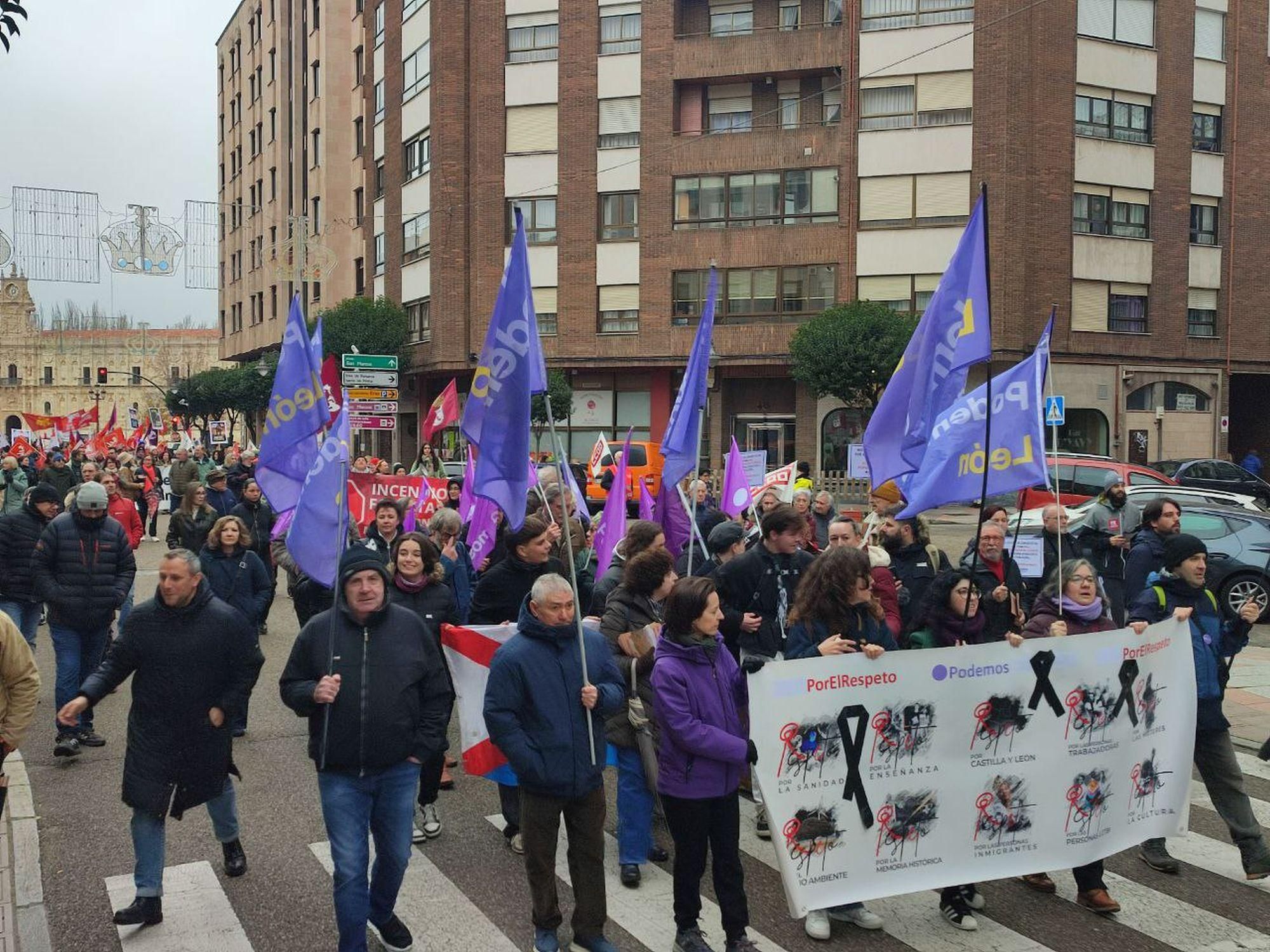Manifestación en León contra las políticas de incendios forestales de la Junta