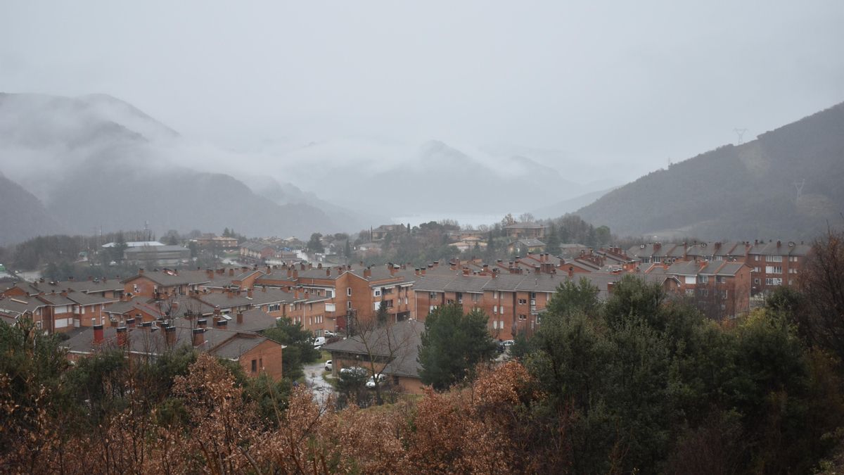 Vista general de Sant Jordi de Cercs.