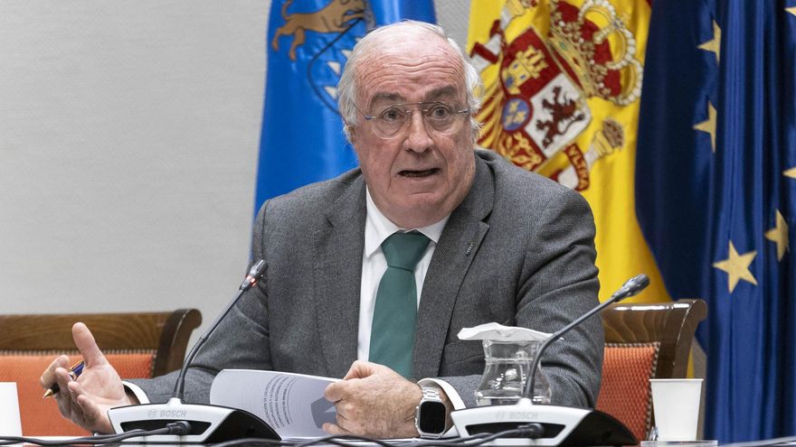 El exconsejero de la Audiencia de Cuentas que realizó el anterior informe de las mascarillas cree que "muy mal" no lo hizo