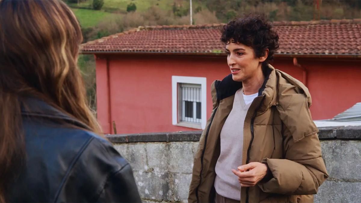 Blanca Romero habló en el estreno de 'Mis raíces' del día que "casi" pierde la vida: "Estuve nueve días en coma"