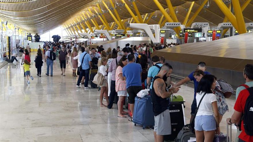 Aena supera en enero los 14,2 millones de pasajeros, un 10 por ciento más