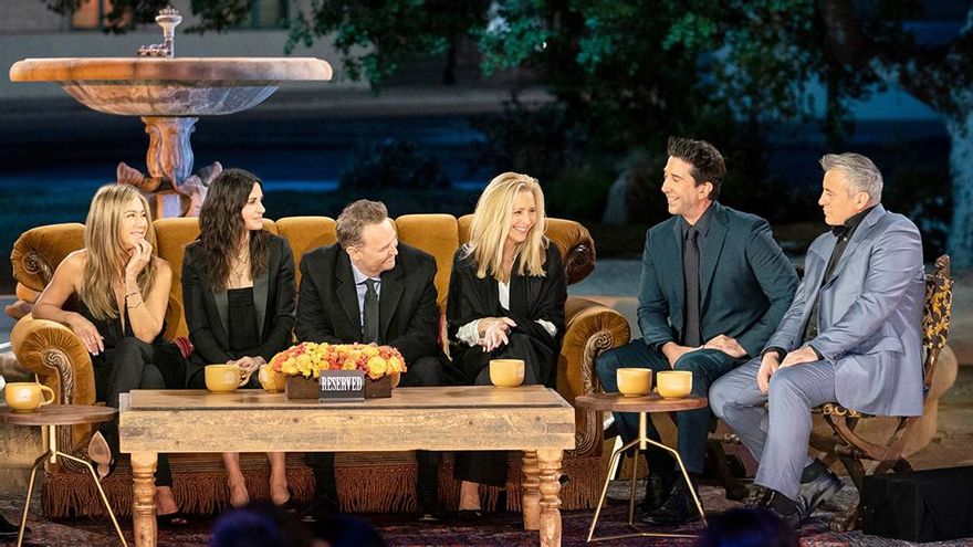 Los protagonistas de 'Friends' lloran la muerte de Matthew Perry: "Éramos más que compañeros, éramos una familia"
