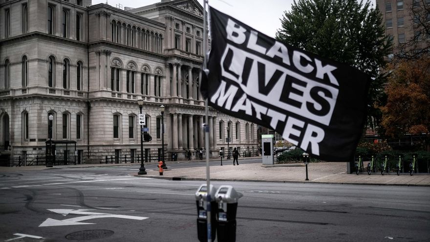 El Gobierno de Trump pone fin a supervisión de Policía acusada de uso de fuerza excesiva