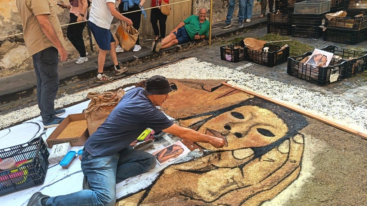 Realización de una alfombra en La Orotava