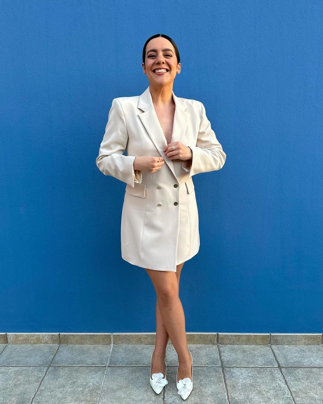 Valeria Castro con el modelo de Etxart Panno en los Premios Cabildo Insular de La Palma.