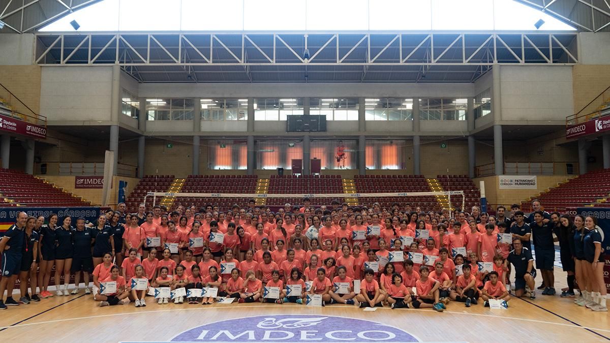 Clausura del Campus Rafa Pascual de voleibol en Vista Alegre