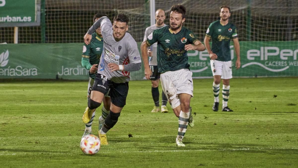 Las imágenes del partido de Copa del Rey entre el Cacereño y el Córdoba CF