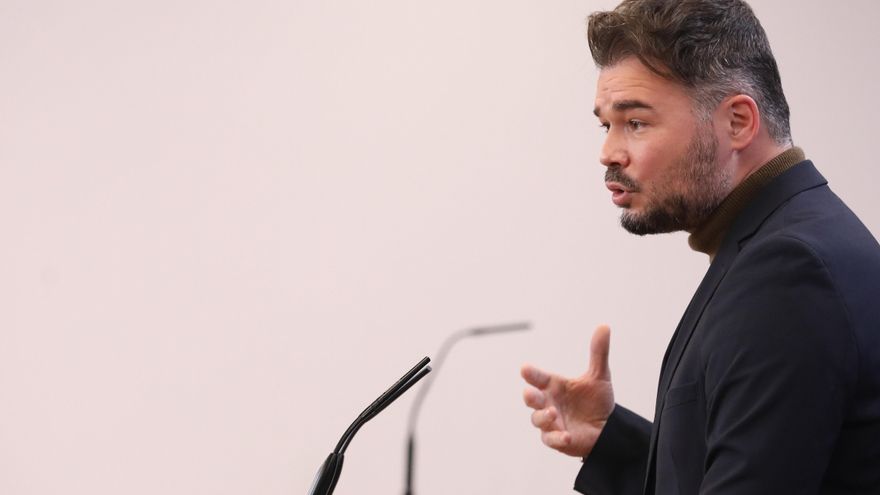 El portavoz de ERC en el Congreso, Gabriel Rufián, interviene en una rueda de prensa