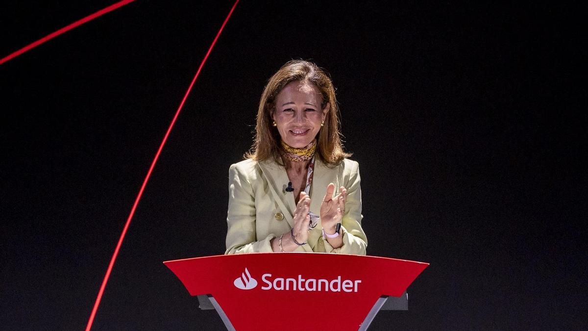 La venta de la filial de Polonia eleva un 31,3% el beneficio del Santander, que gana 8.973 millones hasta junio