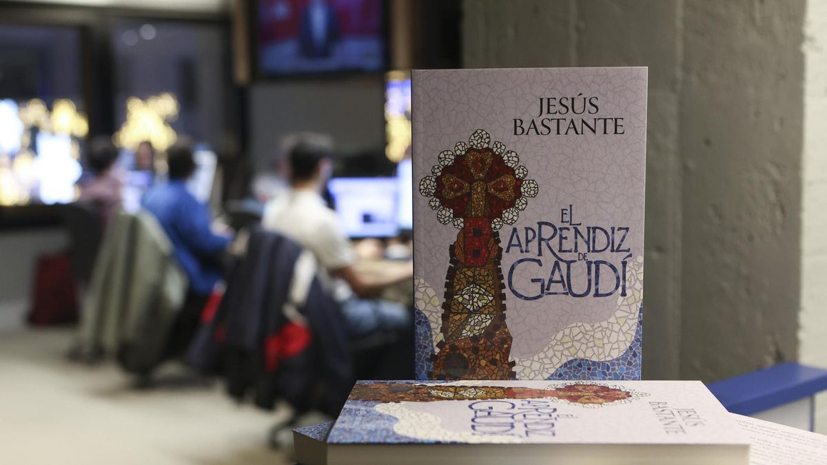 Un ejemplar de 'El aprendiz de Gaudí'