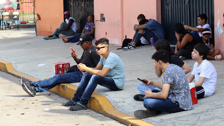 La expulsión de EEUU de extranjeros con CBP One agudiza el desánimo de migrantes en México